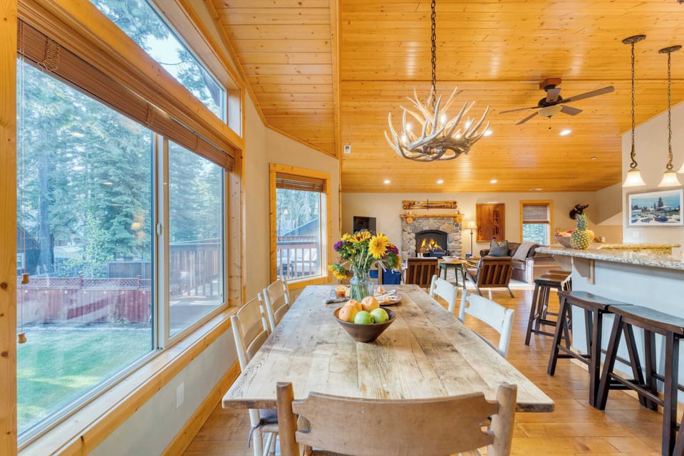 House (4 Bedrooms) | Interior