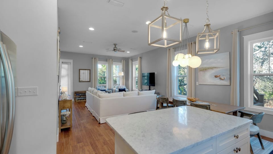 House, Multiple Beds, Patio, Garden View (3 Mermaids Haven) | Private kitchen