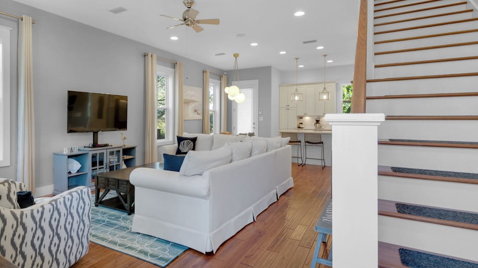 House, Multiple Beds, Patio, Garden View (3 Mermaids Haven) | Living area