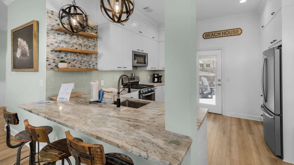 House, Multiple Beds, Patio, Garden View (Making Memories) | Private kitchen | Coffee/tea maker