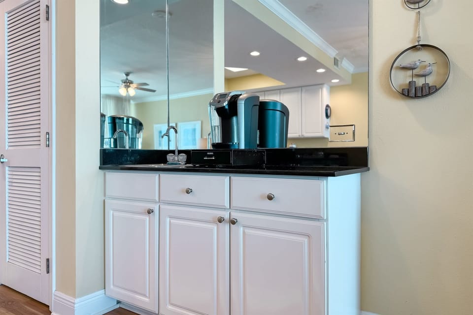 Wet bar with Keurig
