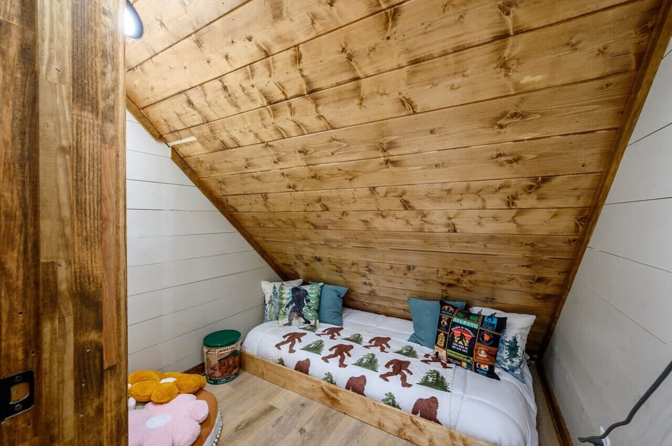 From colorful decor to cozy corners, our kids` room is the ultimate space for creativity and rest.