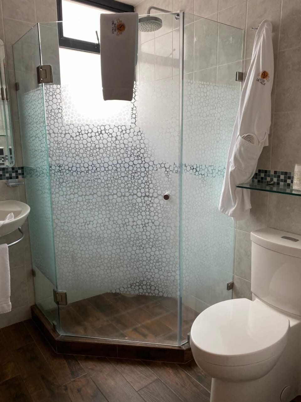 Studio Suite, Non Smoking, City View | Bathroom | Shower, rainfall showerhead, hair dryer, bathrobes