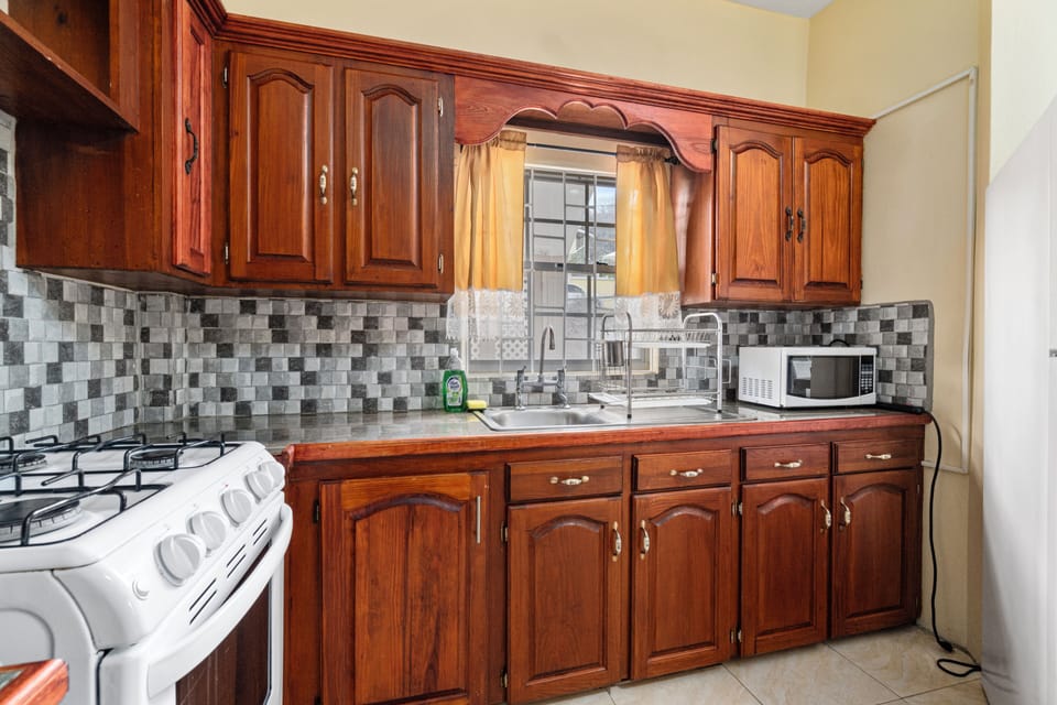 Comfort Apartment, 2 Bedrooms, Non Smoking, Private Bathroom | Private kitchen
