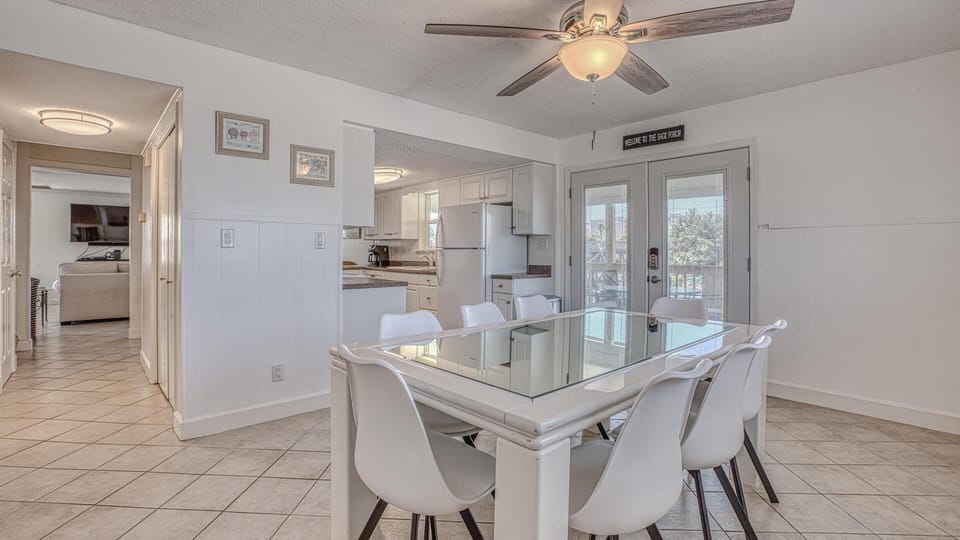 House, Multiple Beds, Canal View (The Back Porch) | Dining