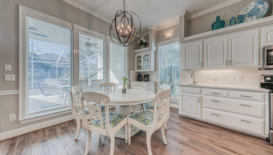 House, Multiple Beds (Sunset Bay) | Dining