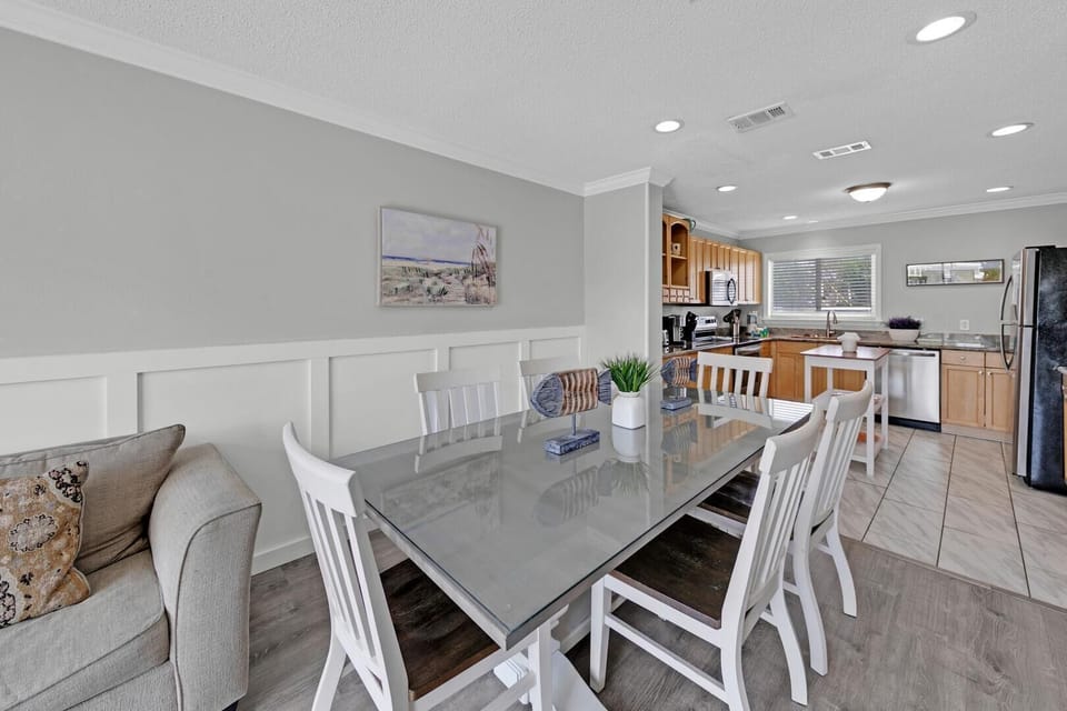 Condo, Multiple Beds, Pool View (Southbay by the Gulf 11) | Dining