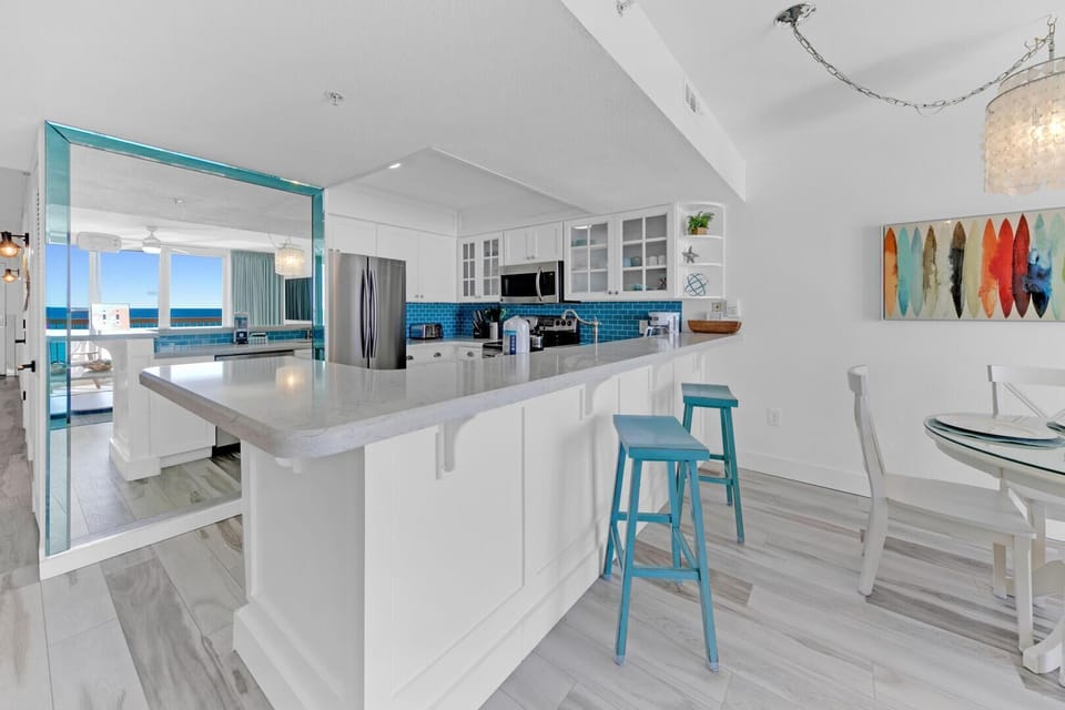 Condo, 1 King Bed with Sofa bed, Beach View (Pelican Beach 307) | Private kitchen | Toaster