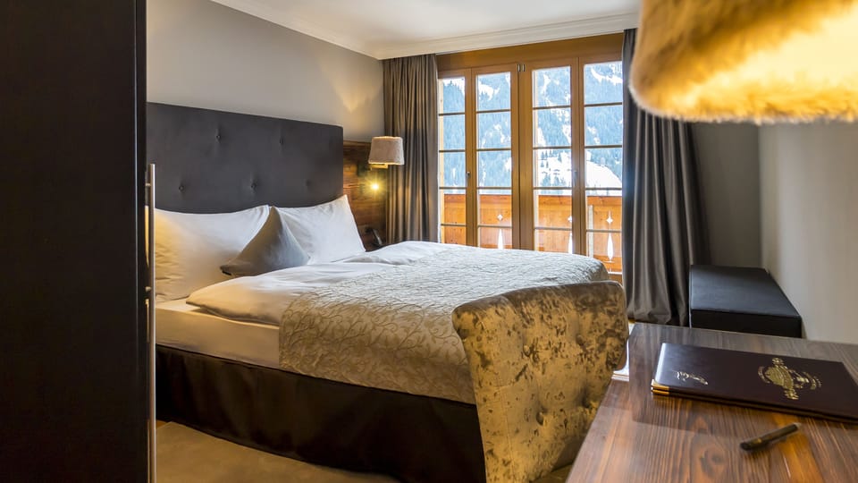 Superior Suite, 3 Bedrooms, Balcony, Mountain View (Eiger) | Hypo-allergenic bedding, down comforters, minibar, in-room safe