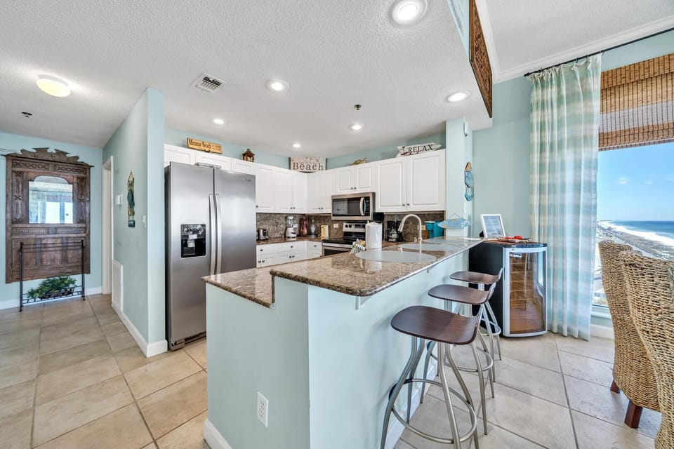 Condo, 1 Queen Bed with Sofa bed, Ocean View (Leeward Key 1106) | Private kitchen