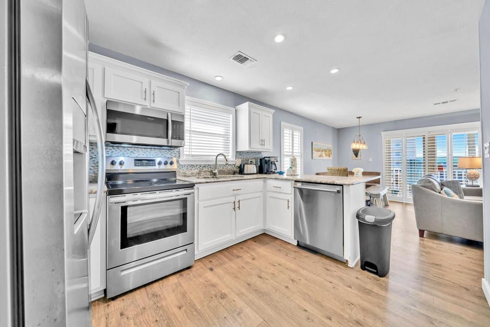 Condo, Multiple Beds, Pool View (St. Martin Beachwalk Villas 433) | Private kitchen