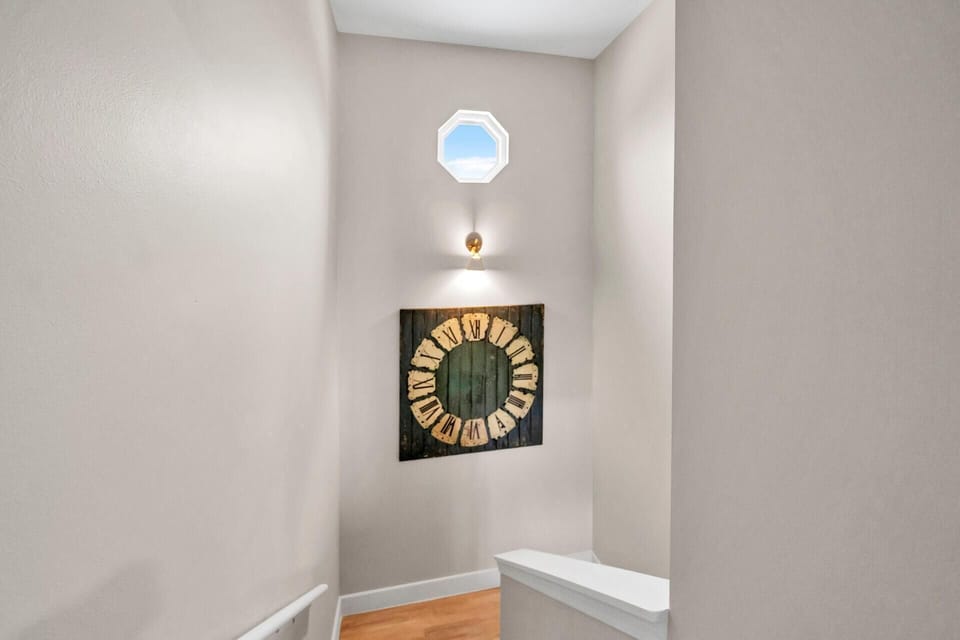 House, Multiple Beds (Cloud Nine) | Interior