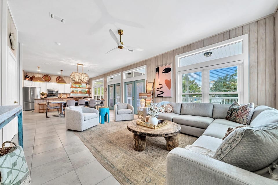 House, Multiple Beds (Cloud Nine) | Living area