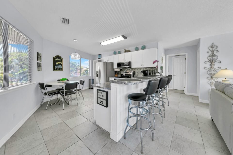 Condo, Multiple Beds (Crystal Village II, Unit 10B) | Dining