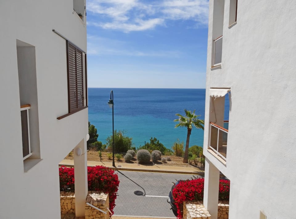 Seafront and Garden View - 3