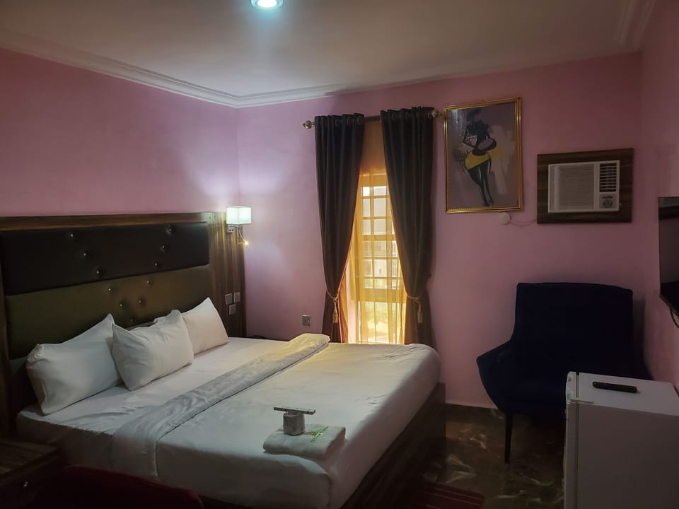 Standard Single Room, City View | Desk, laptop workspace, free WiFi