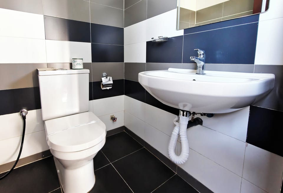 Family Room | Bathroom | Bidet