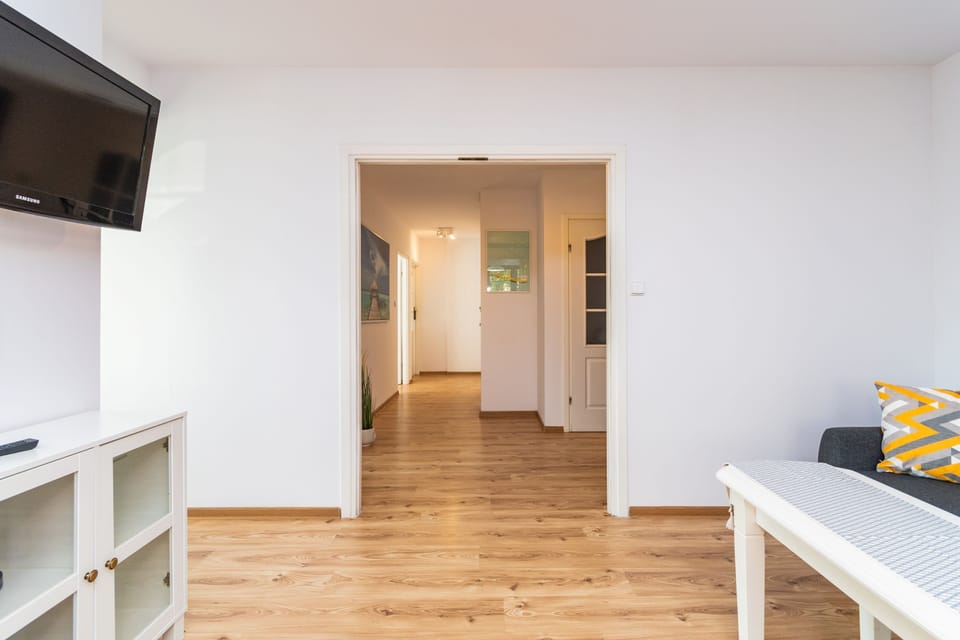 Comfort Apartment, Balcony, Courtyard View | Living area | Flat-screen TV