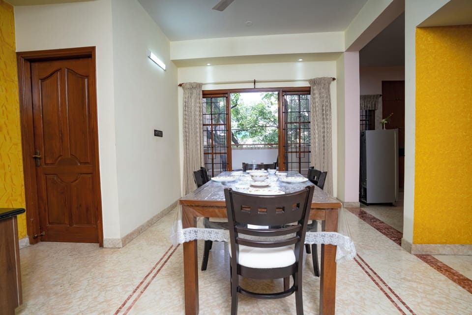 Luxury Apartment | In-room dining