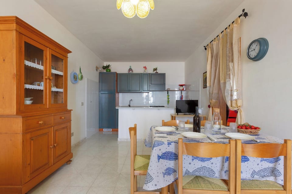 Apartment | Dining room