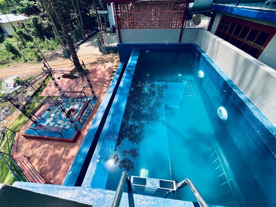 5 indoor pools