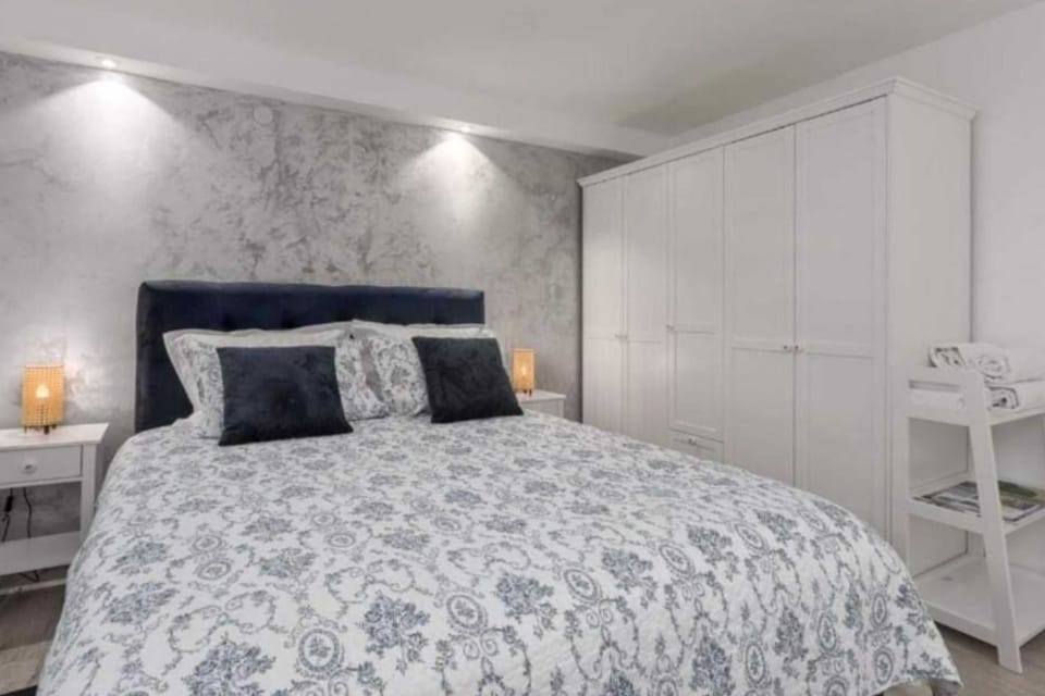Apartment (Two Bedroom Apartment with Terrace) | 2 bedrooms