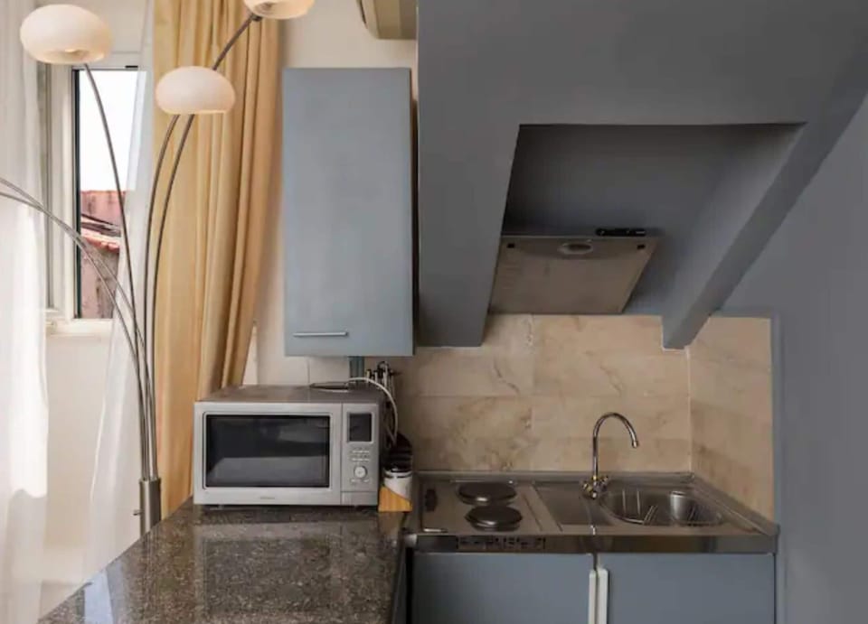 Apartment (Double Room with Old town view) | Private kitchen | Fridge
