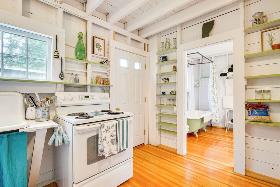 Cottage (2 Bedrooms) | Interior