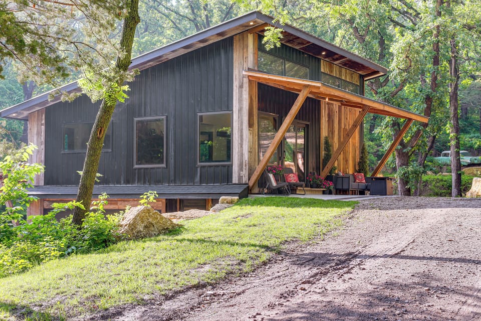 House (1 Bedroom) | Front of property