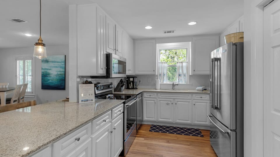 House, Multiple Beds, Pool Access, Pool View (La Pointe) | Private kitchen | Coffee/tea maker