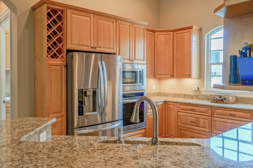 House, Multiple Beds, Pool Access, Pool View (Coastal Living) | Private kitchen