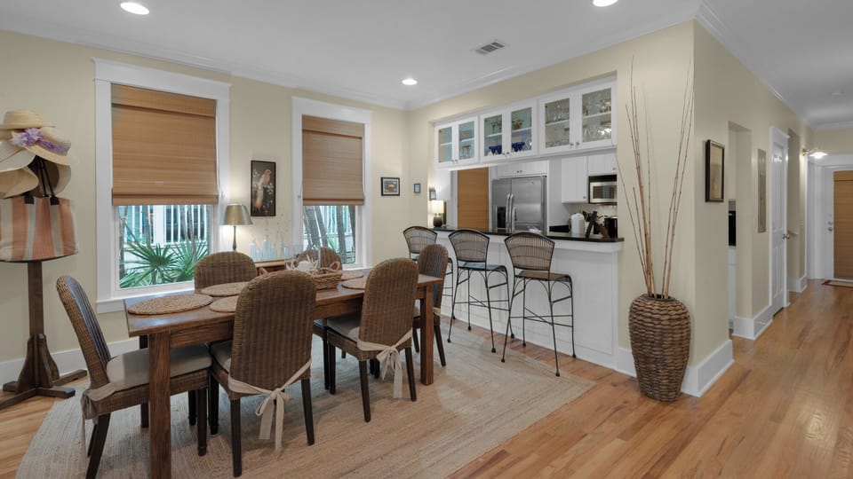 House, Multiple Beds, Patio, Garden View (Quietude) | In-room dining