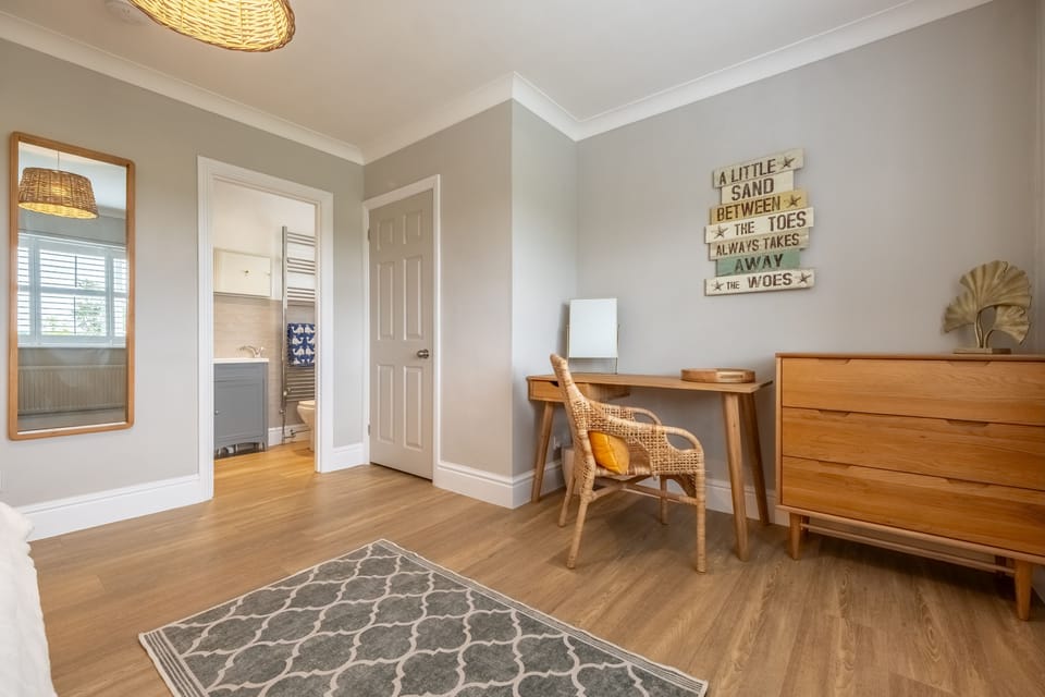 Ground floor: Master bedroom