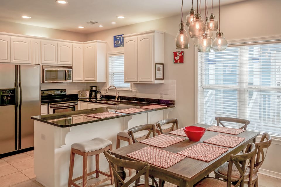 House, Multiple Beds, Patio, Garden View (Even Keel) | Private kitchen | Coffee/tea maker