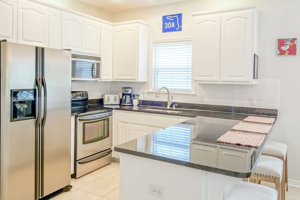House, Multiple Beds, Patio, Garden View (Even Keel) | Private kitchen | Coffee/tea maker
