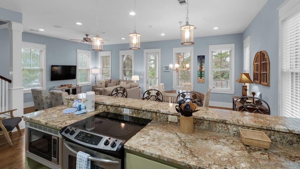 House, Multiple Beds, Garden View (Grayt Comfort) | Private kitchen