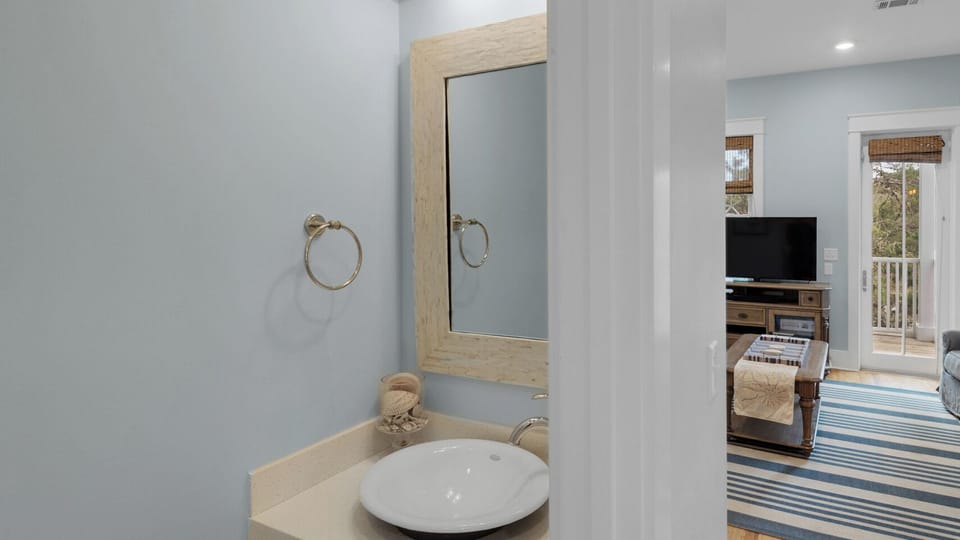 House, Multiple Beds, Patio, Garden View (Grayt Tides) | Bathroom | Towels, toilet paper