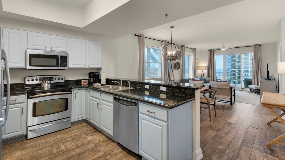 Condo, Multiple Beds, Balcony, Ocean View (Ariel Dunes I Unit 601) | Private kitchen