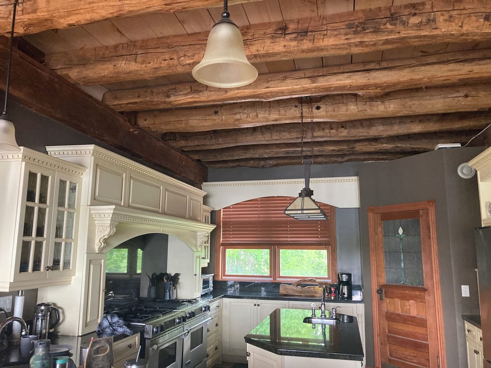 Full kitchen with all the needed amenities.