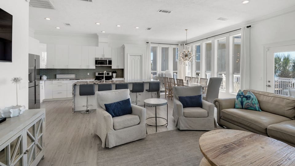 House, Multiple Beds, Pool Access, Ocean View (The Mirage) | Living area | MP3 dock