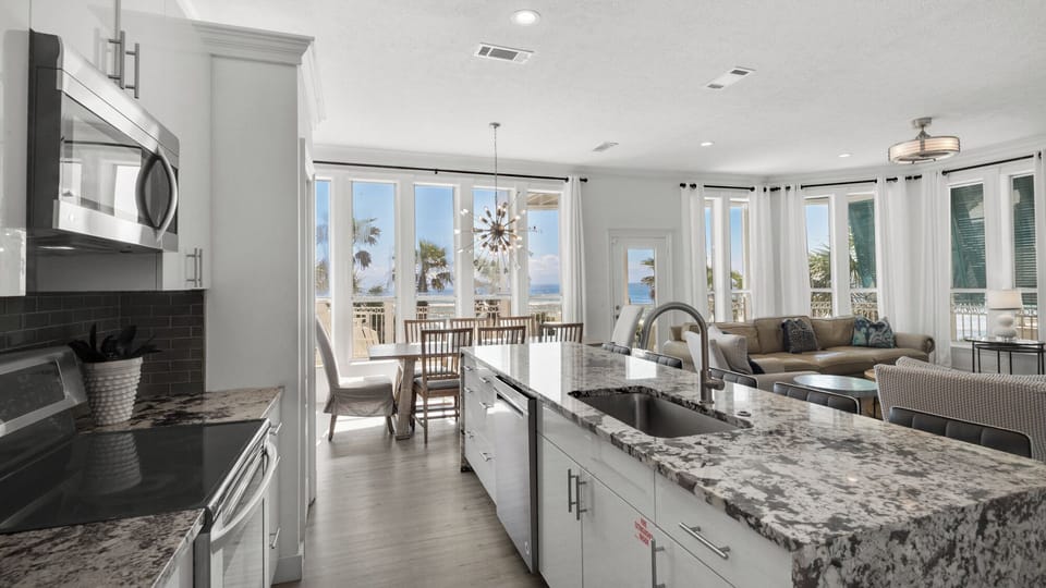 House, Multiple Beds, Pool Access, Ocean View (The Mirage) | Private kitchen