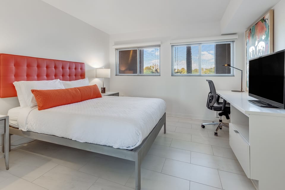 each room has a desk/workspace (not recommended for use on vacation)