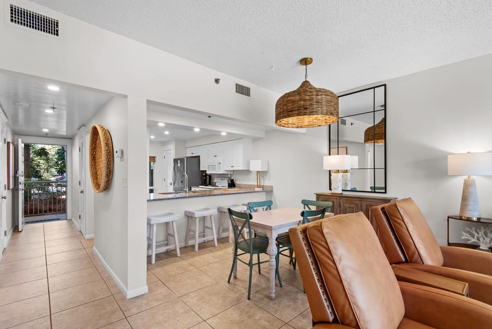 Condo, Multiple Beds, Patio, Pool View (High Pointe Resort 132) | Interior
