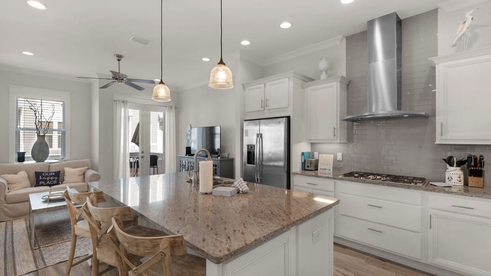 House, Multiple Beds, Patio (Our Happy Place) | Private kitchen