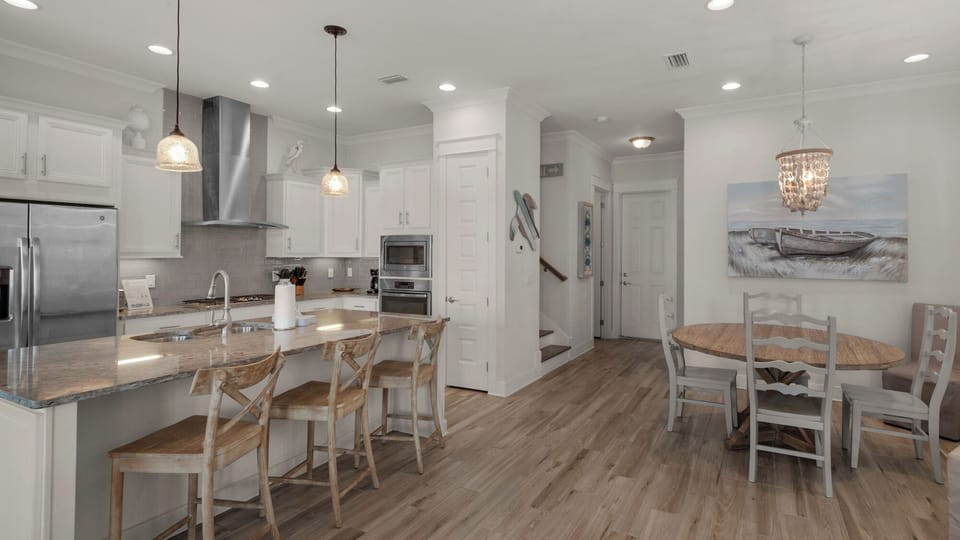 House, Multiple Beds, Patio (Our Happy Place) | Private kitchen