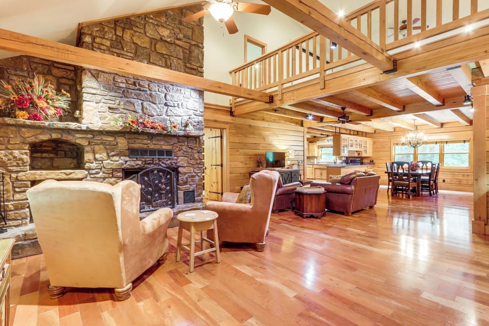 Living Room | Electric Heating | Smart TV | Free WiFi | 1st Floor