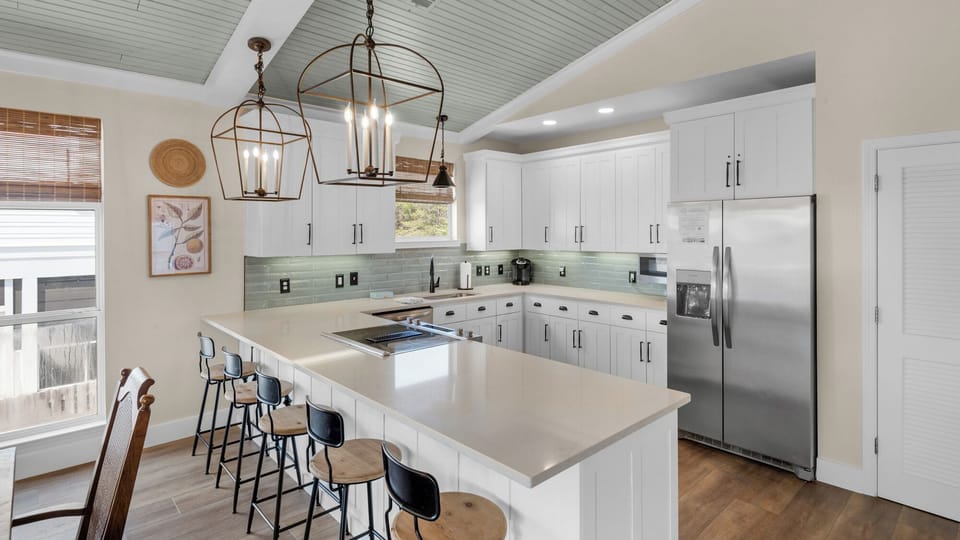 House, Multiple Beds, Pool Access, Pool View (Sage Haven) | Private kitchen