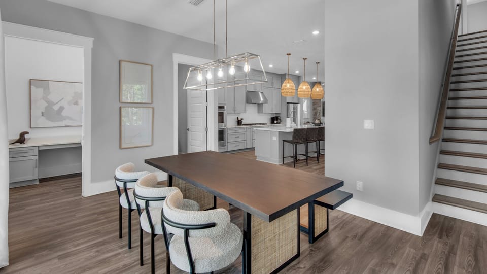 House, Multiple Beds, Patio, Partial Ocean View (Majestic Palm) | In-room dining