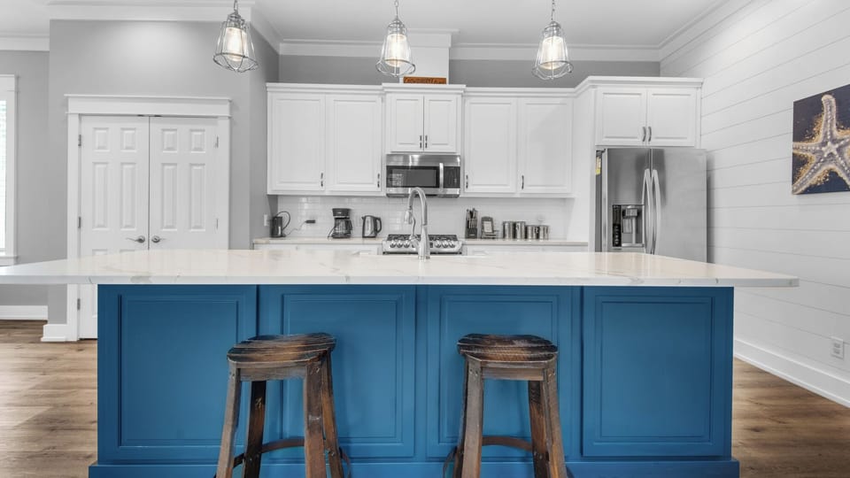 House, Multiple Beds, Patio, Garden View (Seagrove Serenity) | Private kitchen