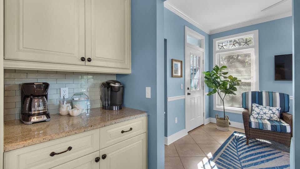 House, Multiple Beds, Patio, Garden View (Gone Gulfin) | Private kitchen | Coffee/tea maker